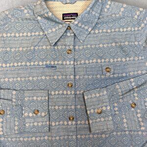 Patagonia Women's Blue Oversized XS Long Sleeve Button Up Down Shirt Geometric‎